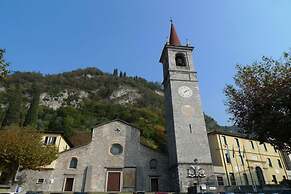 Fontana Del Lago Apt. 8