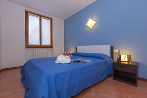 Fontana Del Lago Apt. 16