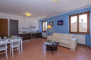 Fontana Del Lago Apt. 16