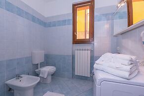 Fontana Del Lago Apt. 6