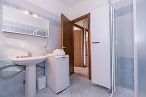 Fontana Del Lago Apt. 6