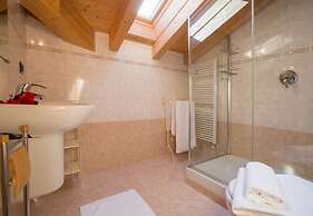 Tremezzo Ulivi Apt. 7