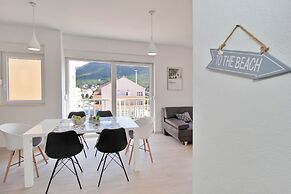 Bacan Family Apartments