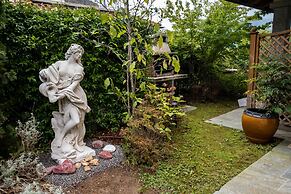 Le Petit Palais Villa