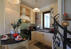 Le Petit Palais Villa