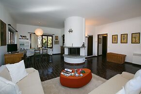 Villa dei Poeti