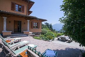 Villa Lakecomo - Ritrovo