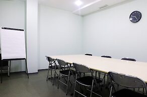 Hotel Mayak - Om Building