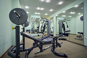 Hotel Mayak - Om Building