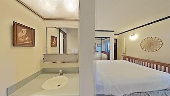 Slopeside 1849 Condos - Comfortable 3 BR Condos with Full Kitchens