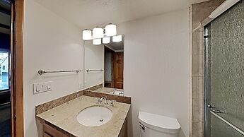 Slopeside 1849 Condos - Comfortable 3 BR Condos with Full Kitchens