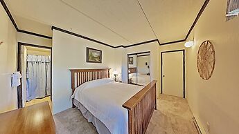 Slopeside 1849 Condos - Comfortable 3 BR Condos with Full Kitchens