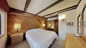 Slopeside 1849 Condos - Comfortable 3 BR Condos with Full Kitchens