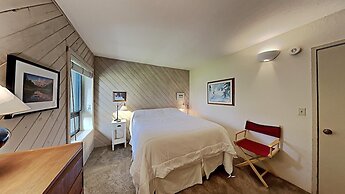 Slopeside 1849 Condos - Comfortable 3 BR Condos with Full Kitchens