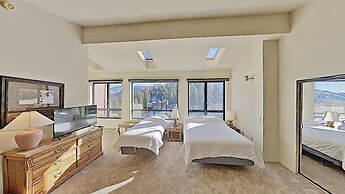 Slopeside 1849 Condos - Comfortable 3 BR Condos with Full Kitchens