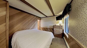 Slopeside 1849 Condos - Comfortable 3 BR Condos with Full Kitchens