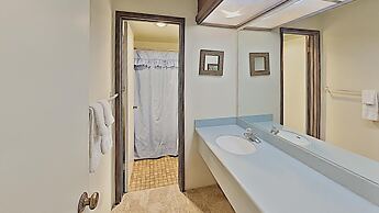 Slopeside 1849 Condos - Comfortable 3 BR Condos with Full Kitchens