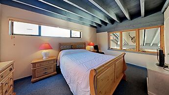 Upgraded 4 Bedrooms at 1849 Condos - Slopeside To Skiing & Mountain Bi