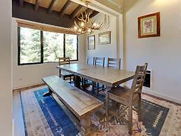 Upgraded 4 Bedrooms at 1849 Condos - Slopeside To Skiing & Mountain Bi