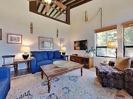 Upgraded 4 Bedrooms at 1849 Condos - Slopeside To Skiing & Mountain Bi
