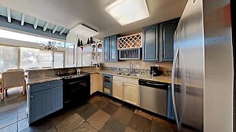 Upgraded 4 Bedrooms at 1849 Condos - Slopeside To Skiing & Mountain Bi