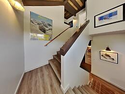 Upgraded 4 Bedrooms at 1849 Condos - Slopeside To Skiing & Mountain Bi