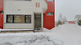 Upgraded 4 Bedrooms at 1849 Condos - Slopeside To Skiing & Mountain Bi