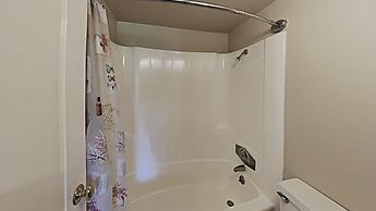 Two Bedroom Units at 1849 Condos with 3 Hot Tubs & Slopeside