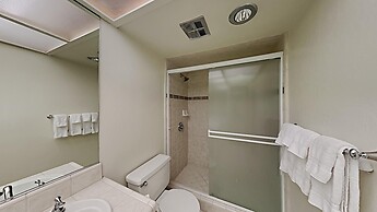 Two Bedroom Units at 1849 Condos with 3 Hot Tubs & Slopeside