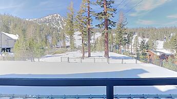 Two Bedroom Units at 1849 Condos with 3 Hot Tubs & Slopeside