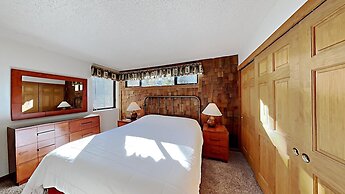 Nicely Remodeled 2 Bedrooms at 1849 Condos - Easy Access to Slopes!