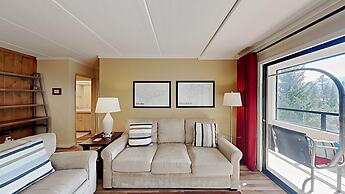 Nicely Remodeled 2 Bedrooms at 1849 Condos - Easy Access to Slopes!