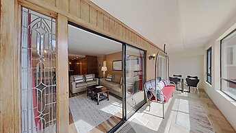 Nicely Remodeled 2 Bedrooms at 1849 Condos - Easy Access to Slopes!