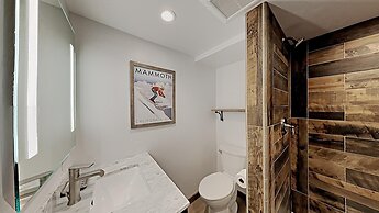 Nicely Remodeled 2 Bedrooms at 1849 Condos - Easy Access to Slopes!