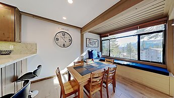 Nicely Remodeled 2 Bedrooms at 1849 Condos - Easy Access to Slopes!
