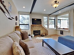 Nicely Remodeled 2 Bedrooms at 1849 Condos - Easy Access to Slopes!