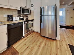 Nicely Remodeled 2 Bedrooms at 1849 Condos - Easy Access to Slopes!