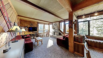 Nicely Remodeled 2 Bedrooms at 1849 Condos - Easy Access to Slopes!