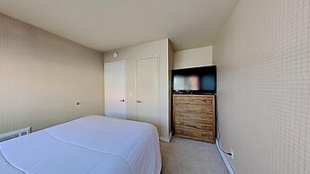 Nicely Remodeled 2 Bedrooms at 1849 Condos - Easy Access to Slopes!