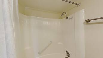 Nicely Remodeled 2 Bedrooms at 1849 Condos - Easy Access to Slopes!