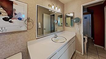 Nicely Remodeled 2 Bedrooms at 1849 Condos - Easy Access to Slopes!