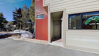 Nicely Remodeled 2 Bedrooms at 1849 Condos - Easy Access to Slopes!