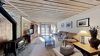 One Bedrooms At Snowbird Condos Slopeside - Free Wifi & Assigned Parki