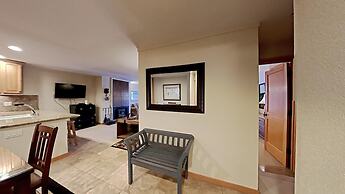 One Bedrooms At Snowbird Condos Slopeside - Free Wifi & Assigned Parki