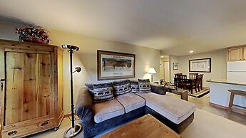 One Bedrooms At Snowbird Condos Slopeside - Free Wifi & Assigned Parki
