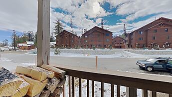 One Bedrooms At Snowbird Condos Slopeside - Free Wifi & Assigned Parki