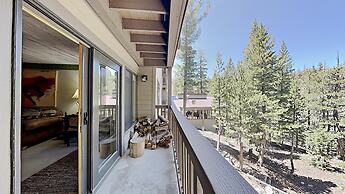 One Bedrooms At Snowbird Condos Slopeside - Free Wifi & Assigned Parki