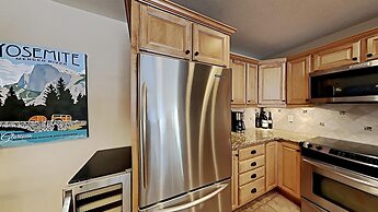 One Bedrooms At Snowbird Condos Slopeside - Free Wifi & Assigned Parki