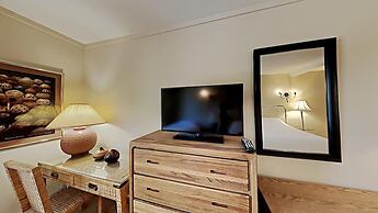 One Bedrooms At Snowbird Condos Slopeside - Free Wifi & Assigned Parki