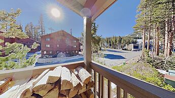 Spacious Snowbird Condo Unit Slopeside In Quiet Canyon Neighborhood